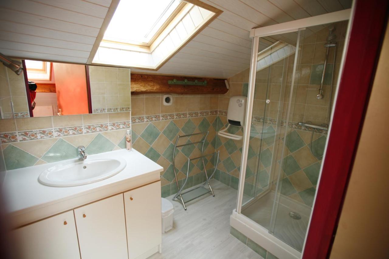 Chambres D'Hotes La Maison Blanche Lorp-Sentaraille Room photo